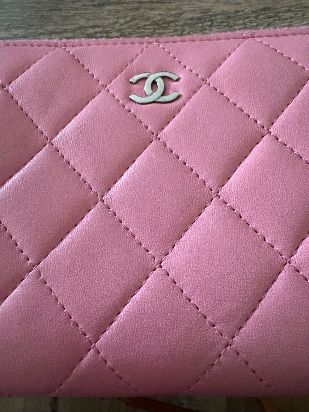 CHANEL Pink Quilted Leather wallet with Silver CC